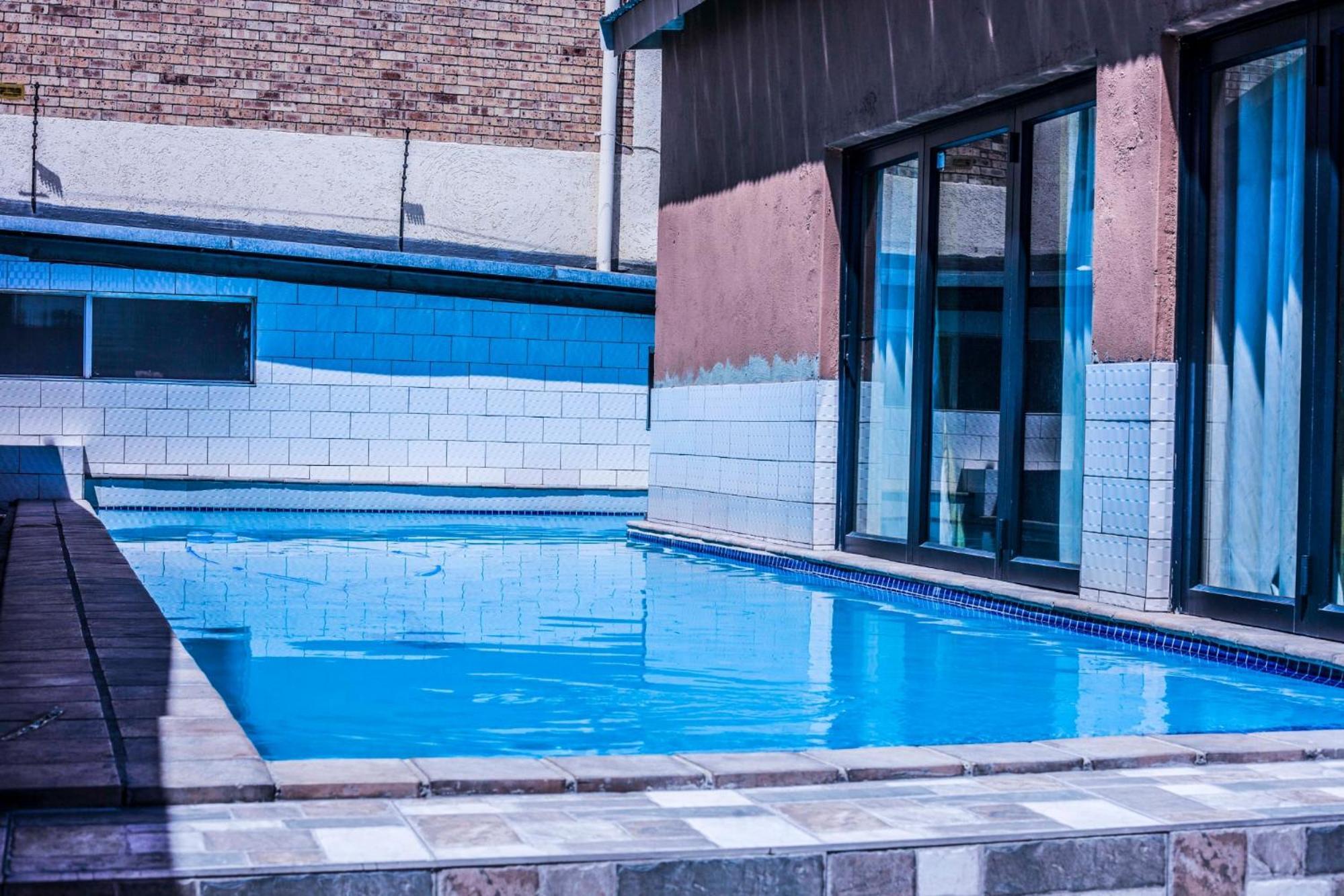 Coyotes Hotel & Conference Centre Mbombela Extérieur photo