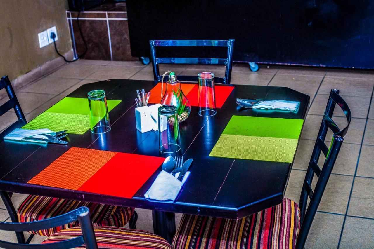 Coyotes Hotel & Conference Centre Mbombela Extérieur photo
